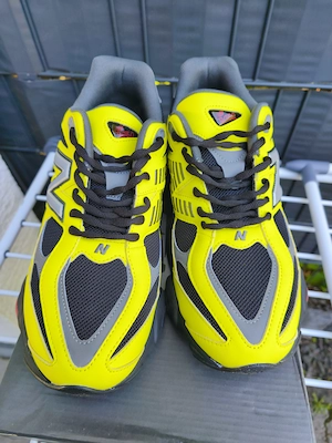 New Balance 9060 Yellow Black(U9060NRG)   Gr. 46 Bild 3