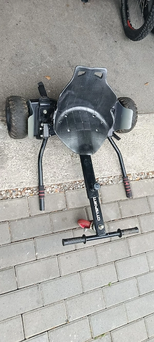 Hoverboard mit Sitz und Ladegerät 