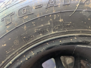 31x10.5 R15 LT AT M+S Reifen & Felgen Bild 7
