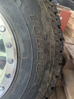 31x10.5 R15 LT AT M+S Reifen & Felgen Bild 10
