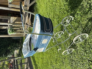Puppenwagen