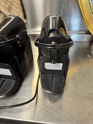 De Lobghi Nespresso Capsel Maschine neuwertig pro Stk 30  Bild 3