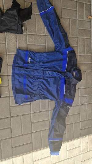 Motorrad Regenjacke und Regenhose Bild 2