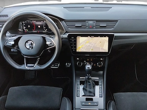 Skoda Superb 2.0 TDI DSG Sportline Bild 6