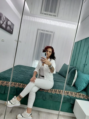 Hallo ich bin Maya nur Escort Bild 2