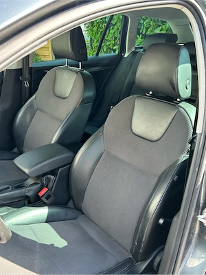 Skoda Octavia 1.6 TDI DSG Style Bild 10