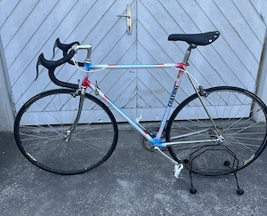 Rennrad Vintage Cratoni RH55