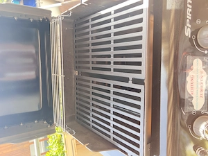 Weber Gasgrill Spirit , 2 flammig neuwertig  Bild 5