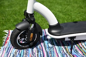 E-Scooter MF1 DES02 mit Sitz (entfernbar) 48V 10,4 AH E-Roller Bild 4