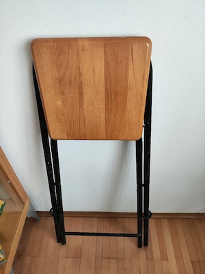 Hocker aus Holz und Metall Bild 2