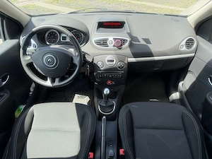 Renault Clio  Bild 4