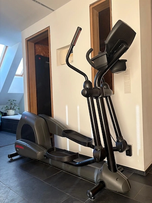 Cross-Trainer X9i von Life Fitness 
