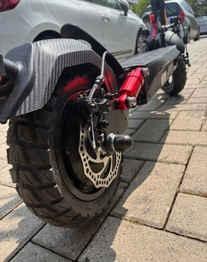 NEU    T4 Offroad-E-Scooter   1000W Motor    70KM Reichw Bild 3