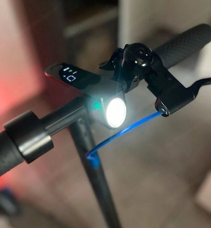 NEU    T4 Offroad-E-Scooter   1000W Motor    70KM Reichw Bild 5