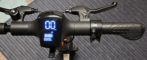 E-Scooter MF1 DES02 mit Sitz (entfernbar) 48V 10,4 AH E-Roller Bild 8