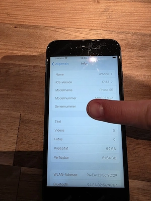 iPhone SE 2020 | 64 GB | Sehr guter Zustand | 85% Akku |  Bild 3