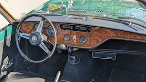 Triumph Spitfire Mk IV, Bj. 1972   British Racing Green, rostfrei, frisch vorgeführt Bild 5