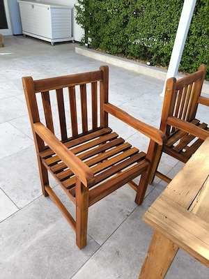 Teak Essgruppe mit Gartentisch samt 2 Teak Sessel, 2 Akazien Stühle und eine Teak Sitzbank inklusiv  Bild 3