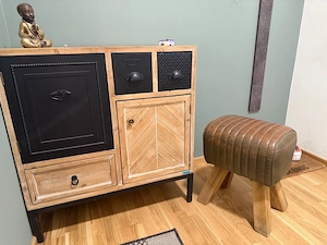 Kommode & Hocker Bild 2