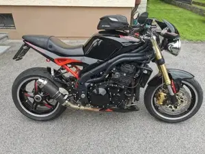 Triumph Speed Triple Bild 3