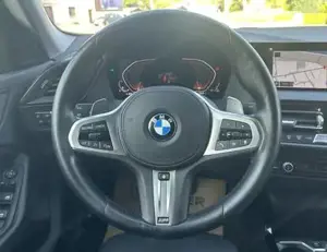 BMW 2er Bild 13
