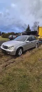 Mercedes C220 Kombi. Bild 2