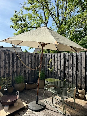 Sonnenschirm samt Ständer Bild 4