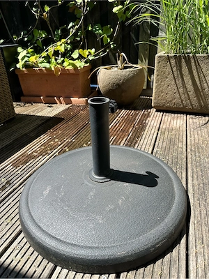 Sonnenschirm samt Ständer Bild 2