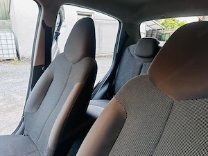Peugeot 107 5-Türer 1,0 frisch Vorgeführt sehr sparsamm Bild 17