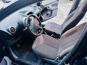 Peugeot 107 5-Türer 1,0 frisch Vorgeführt sehr sparsamm Bild 15