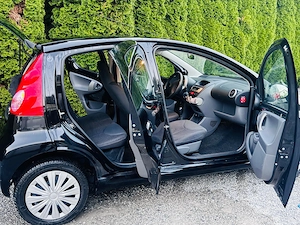 Peugeot 107 5-Türer 1,0 frisch Vorgeführt sehr sparsamm Bild 18