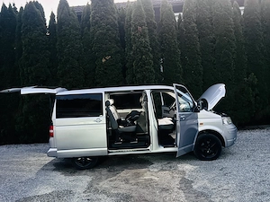 VW T5 Transporter 2.5 TDI 9-Sitzer Vorgeführt Bild 19