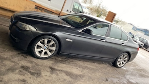 Ich spende meine BMW 5er Limousine Bild 3
