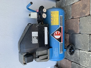 Druckluft Kompressor 