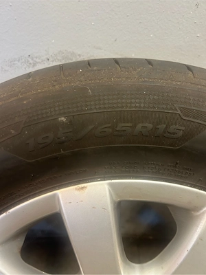 komplet felgen mit gute reifen Bild 2