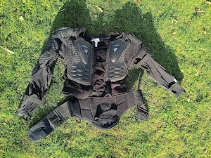 Fox Titan Protektor Jacke  Bild 2
