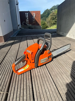 Husqvarna 435 X-torq Bild 2