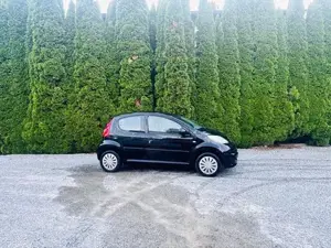 Peugeot 107 Bild 10