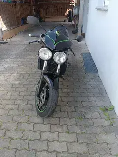 Triumph Speed Four  Bild 5