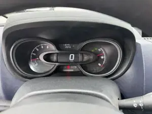 Opel Vivaro Bild 12