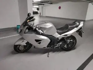 Triumph Sprint ST 1050 Tourer Bild 6
