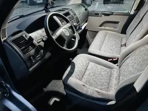 VW Transporter T5 Bild 6