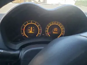 Toyota Auris 1.4 Bild 4