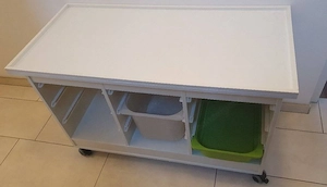 Spieltisch mit Rollen