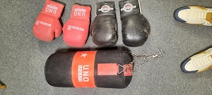 Box Sack mit 2 paar Box Handschuhe Bild 3