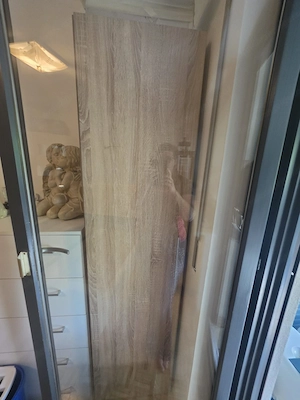 Kleiderschrank zu Verkaufen. Bild 2