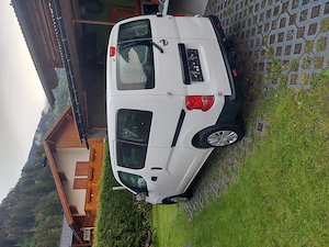 Nissan nv 200 Bild 2