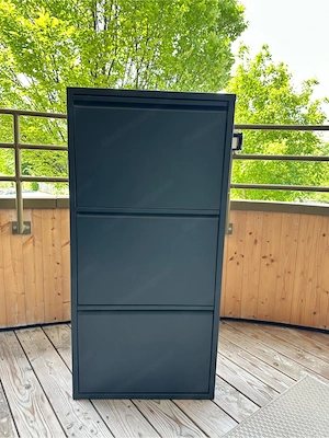 Schuhschrank