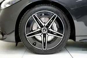 Mercedes-Benz C 220 Bild 4