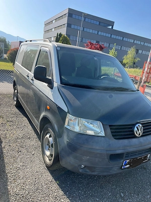 VW T5 Allrad BJ 2006 Motorschaden Bild 2